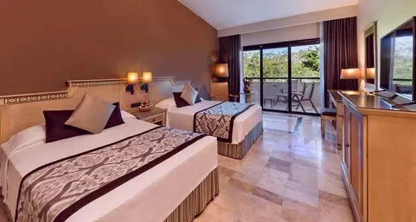 داكا Heritage Resort